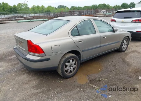 2004 Volvo S60 2.5T Awd from USA, damaged, VIN YV1RH59H042378099